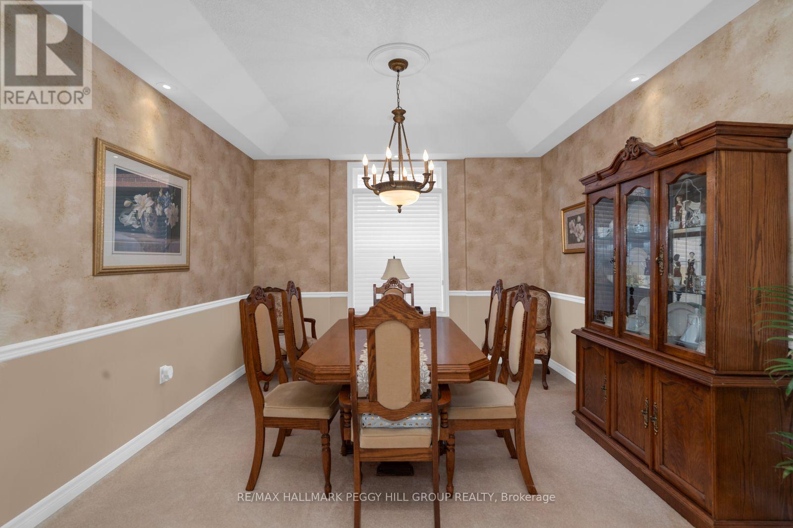5 Sandringham Drive Property Photo 8