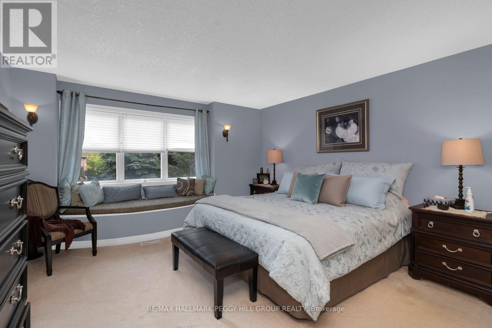 5 Sandringham Drive Property Photo 10