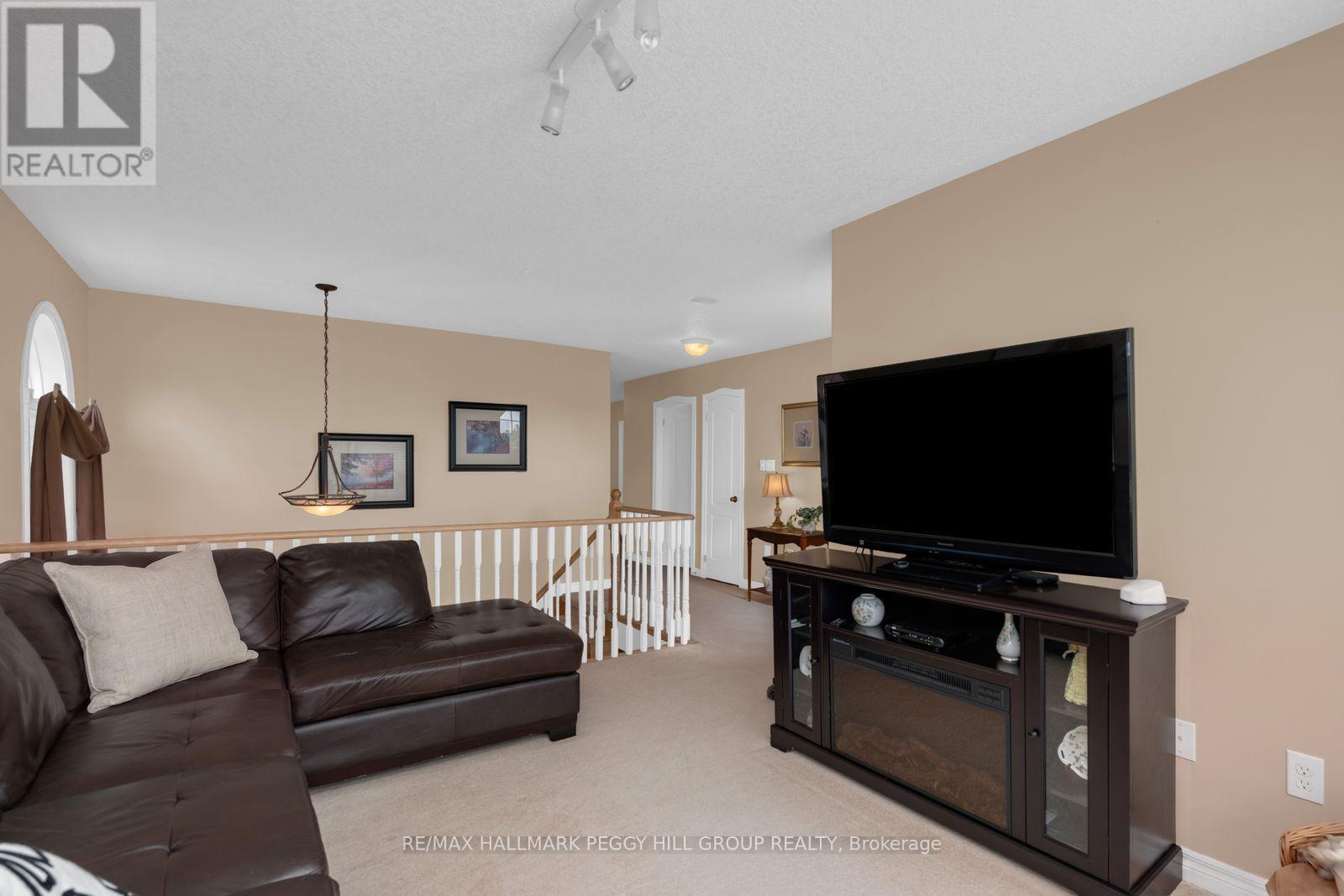5 Sandringham Drive Property Photo 15