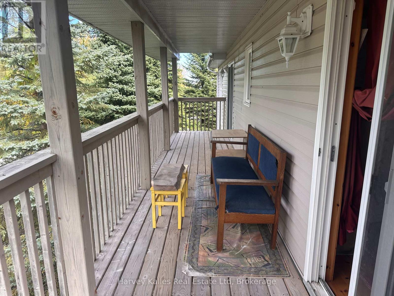 61 Constance Boulevard N Property Photo 23
