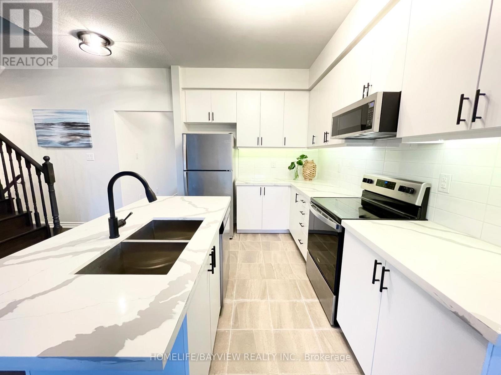128 Village Gate Drive Property Photo 3