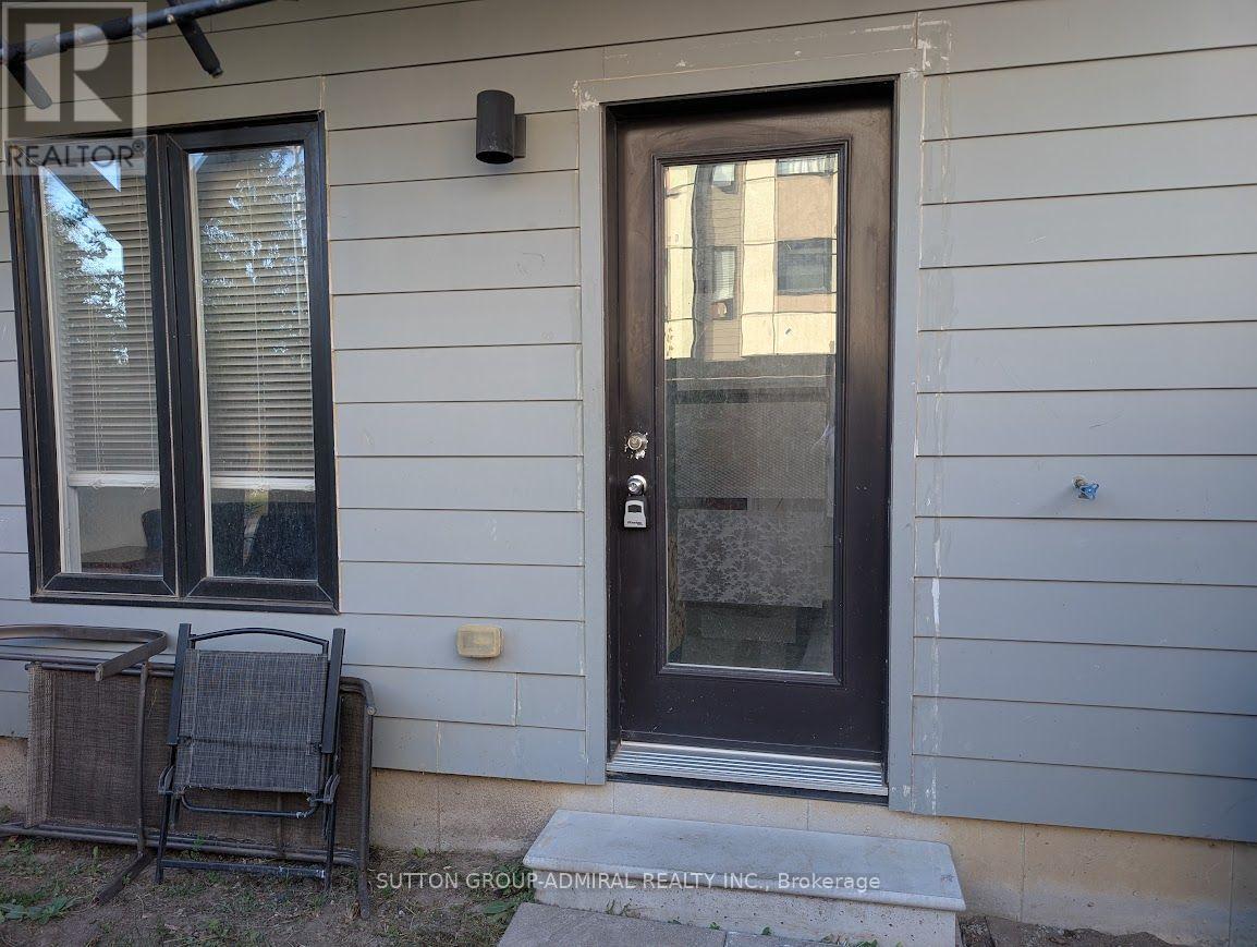 17 - 540 Essa Road Property Photo 2