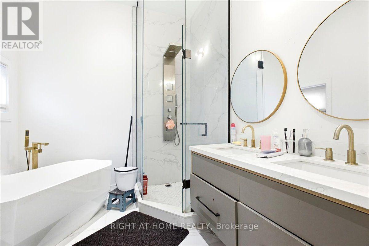 3717 Quayside Drive Property Photo 15