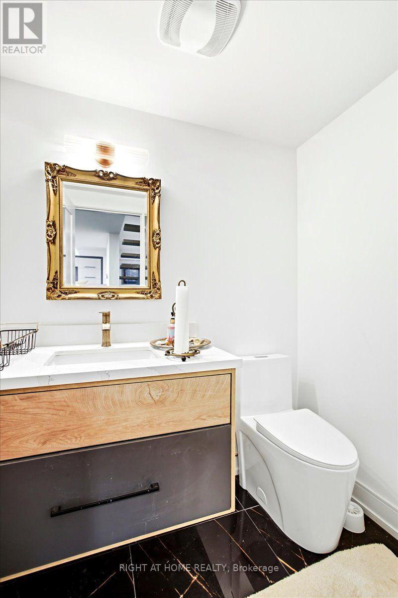3717 Quayside Drive Property Photo 16