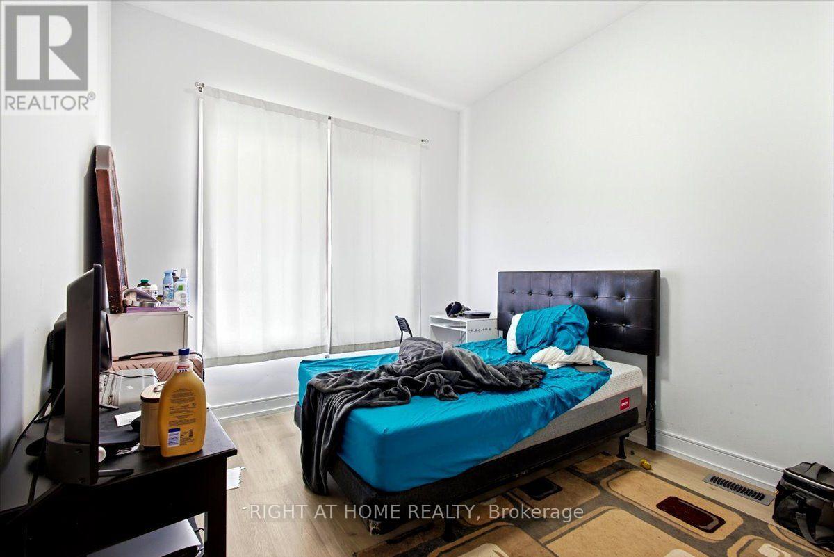 3717 Quayside Drive Property Photo 21
