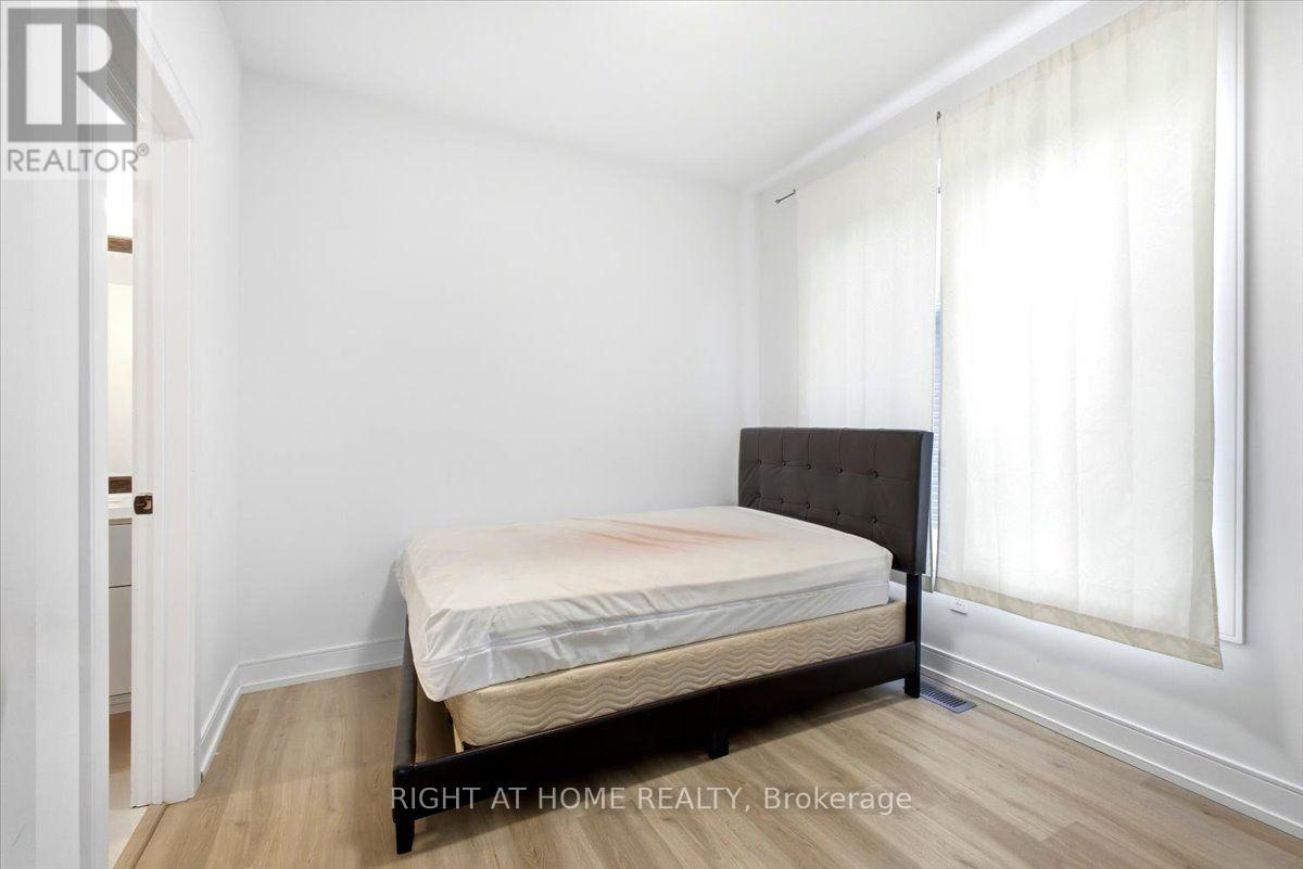 3717 Quayside Drive Property Photo 29