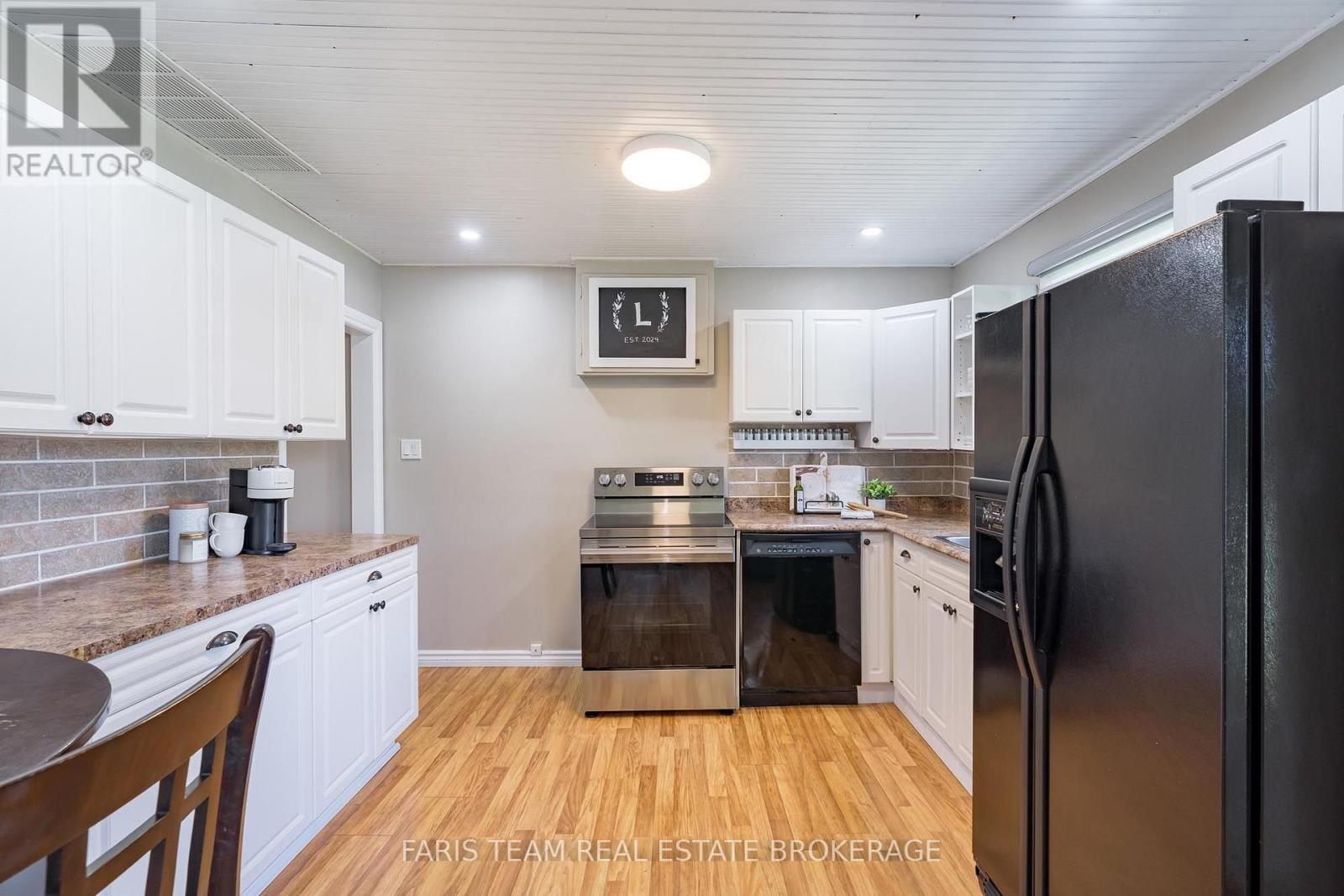 2721 Cumberland Road Property Photo 4