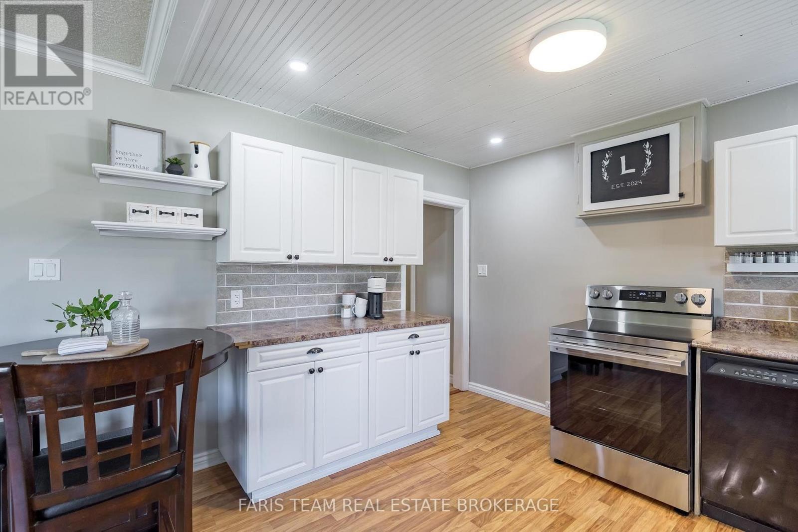 2721 Cumberland Road Property Photo 5