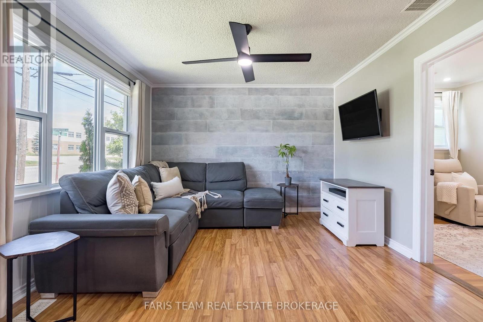 2721 Cumberland Road Property Photo 8