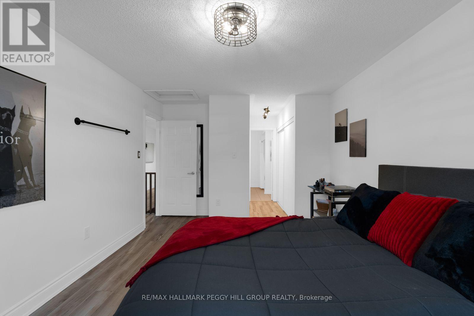 53 Tudor Crescent Property Photo 20