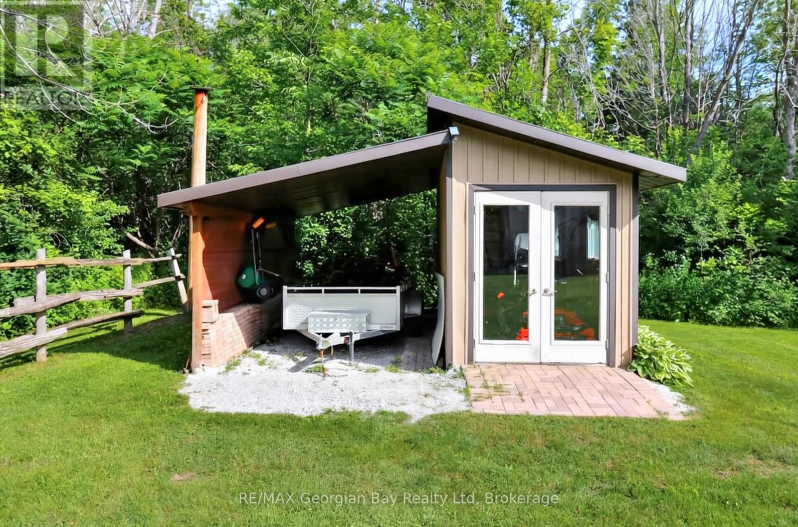 4 Moore Avenue Property Photo 39