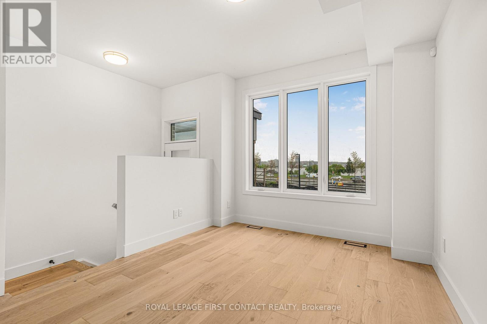 28 Alderwood Lane Property Photo 2