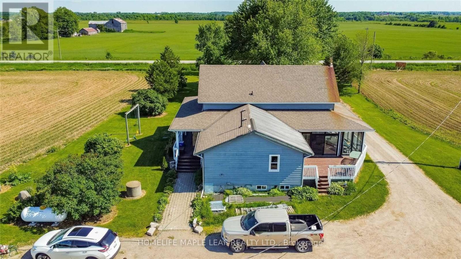 6830 3/4 Side Road Property Photo 6