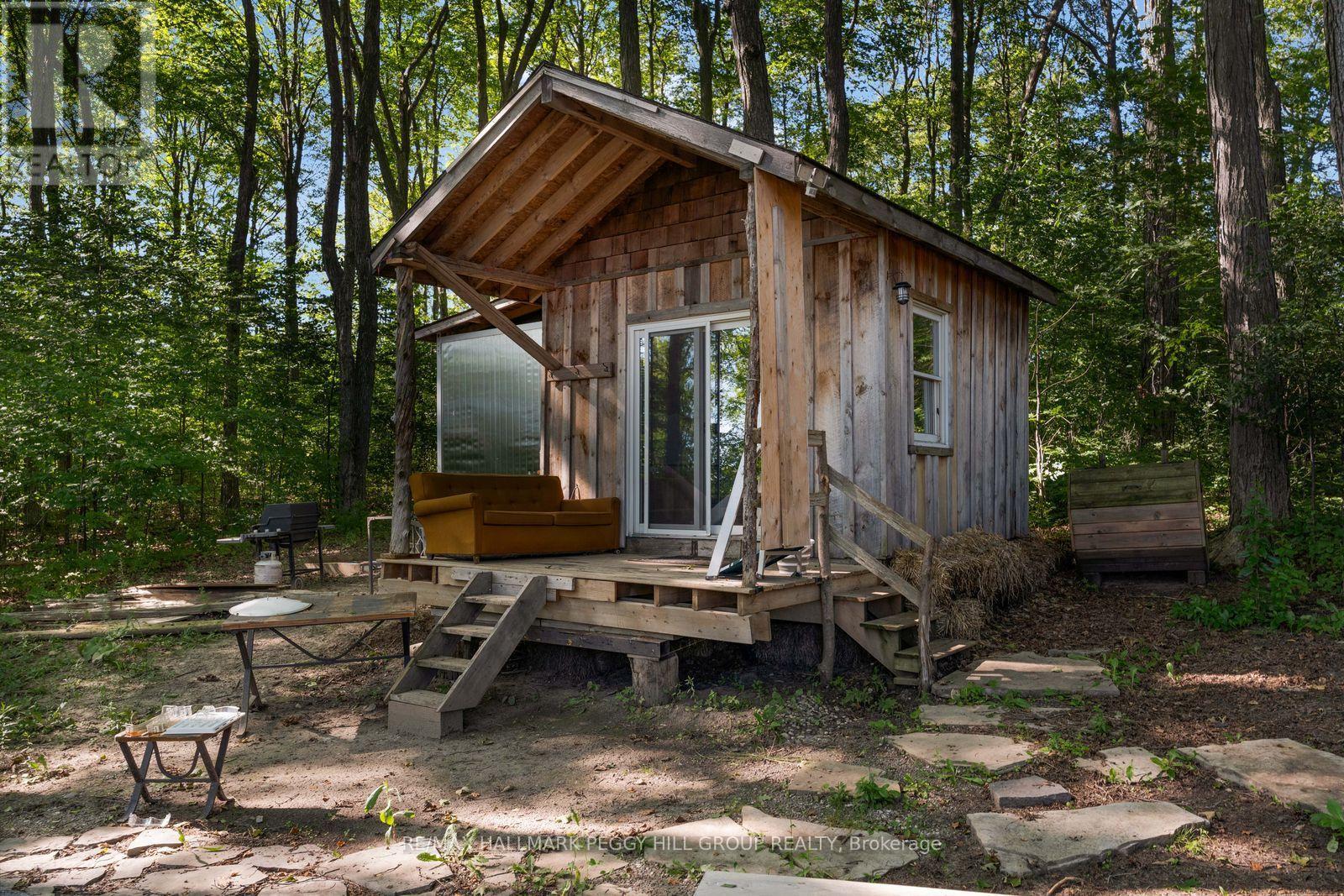 1424 Klondike Park Road Property Photo 5