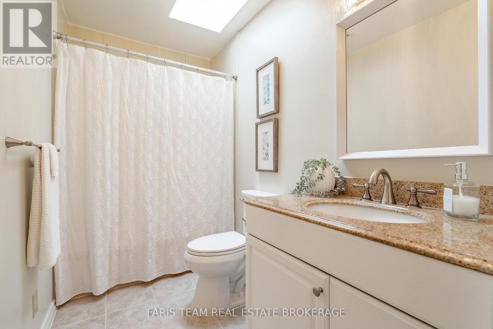 238 Robins Point Road Property Photo 25