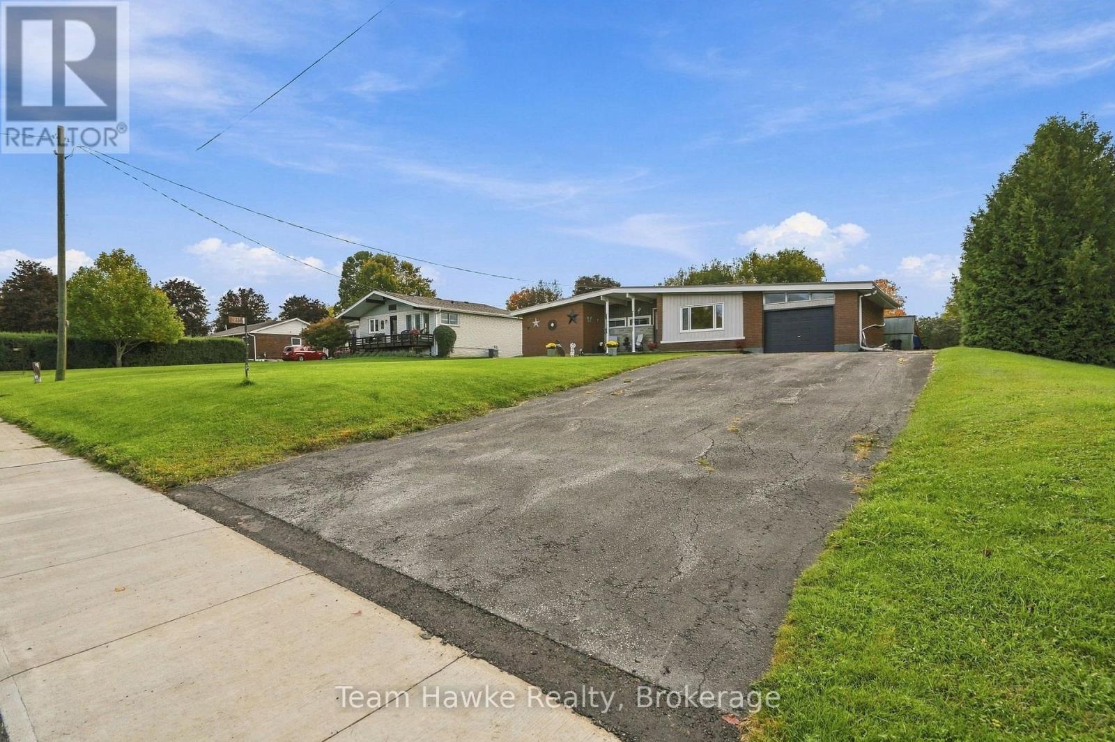 385 Lafontaine Road W Property Photo 2