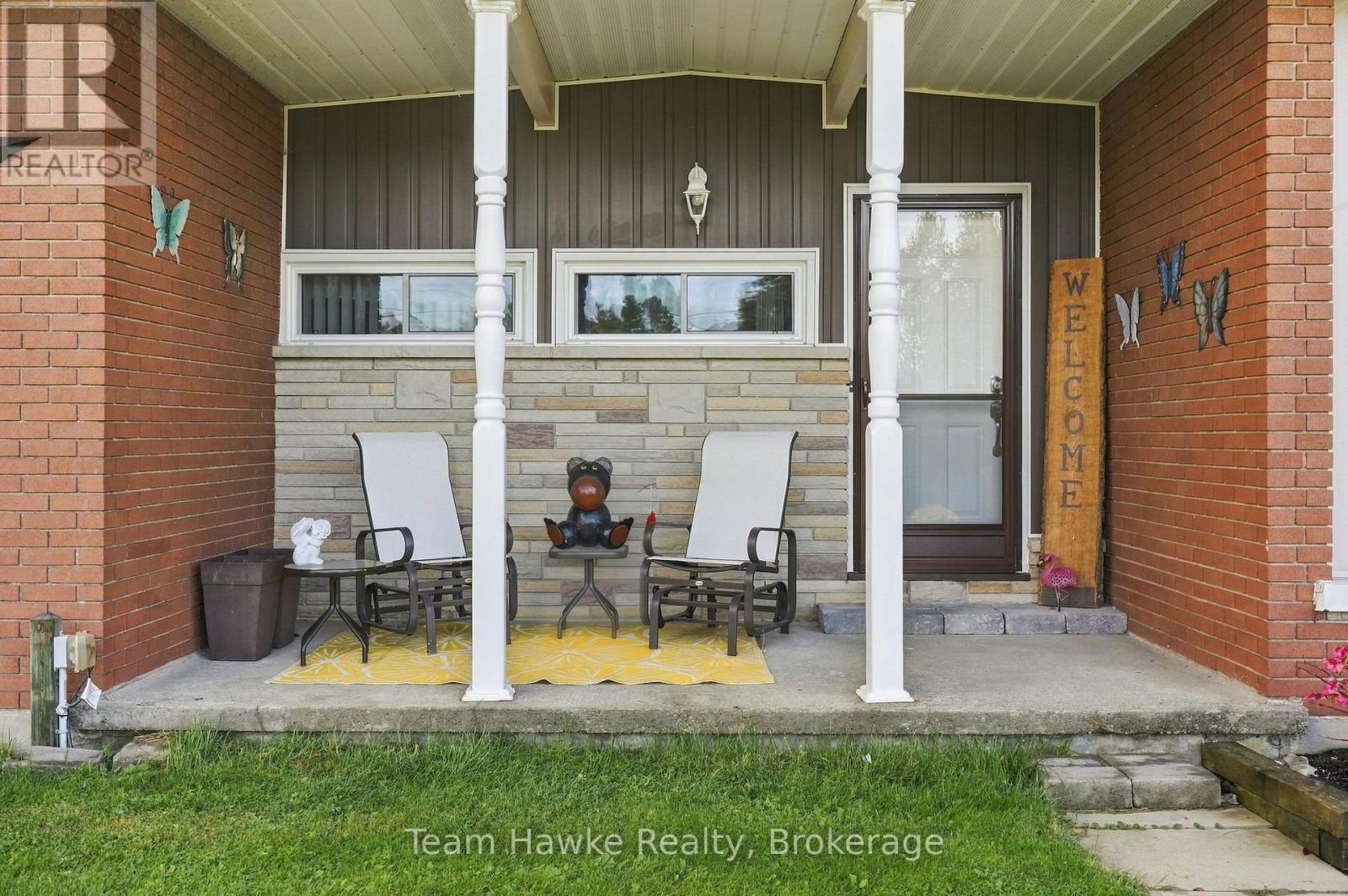385 Lafontaine Road W Property Photo 5