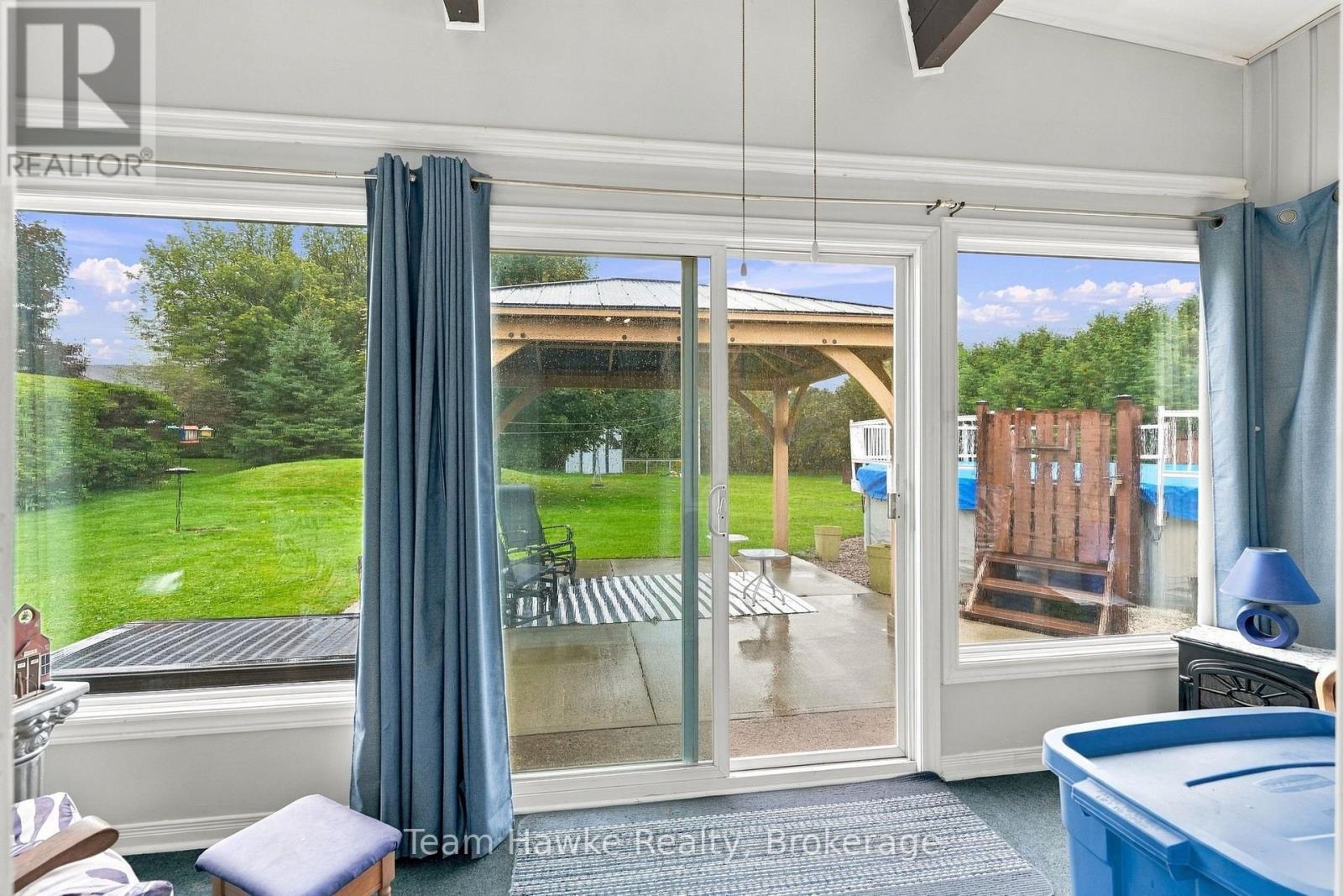 385 Lafontaine Road W Property Photo 17