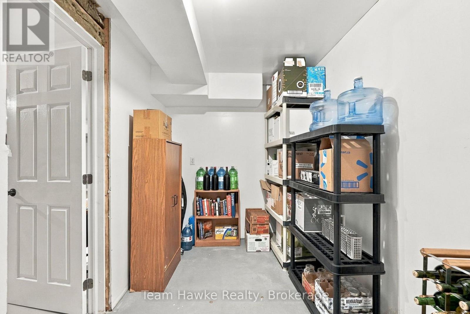 385 Lafontaine Road W Property Photo 26