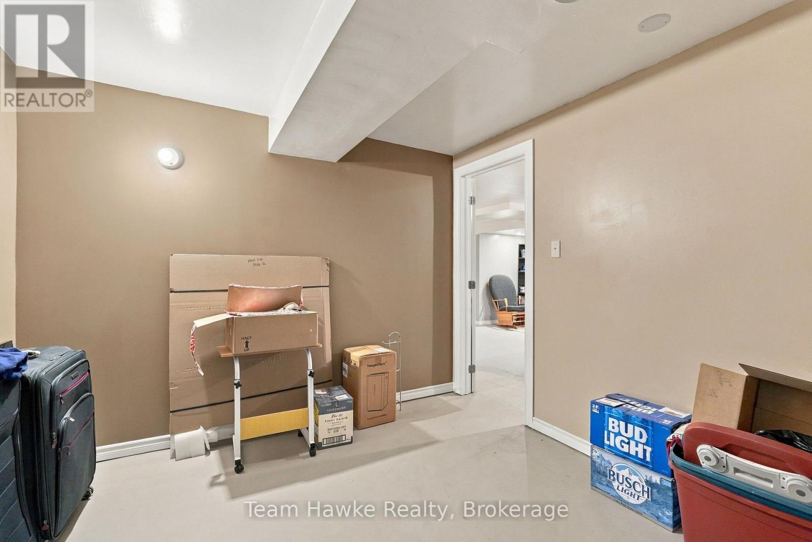 385 Lafontaine Road W Property Photo 29