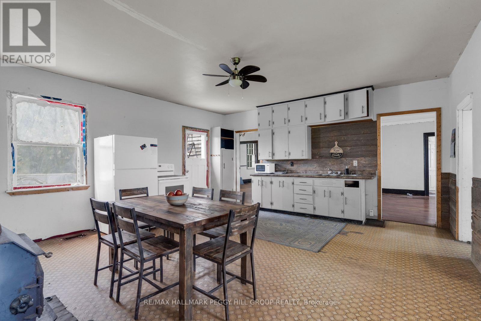 6331 26 Highway Property Photo 4