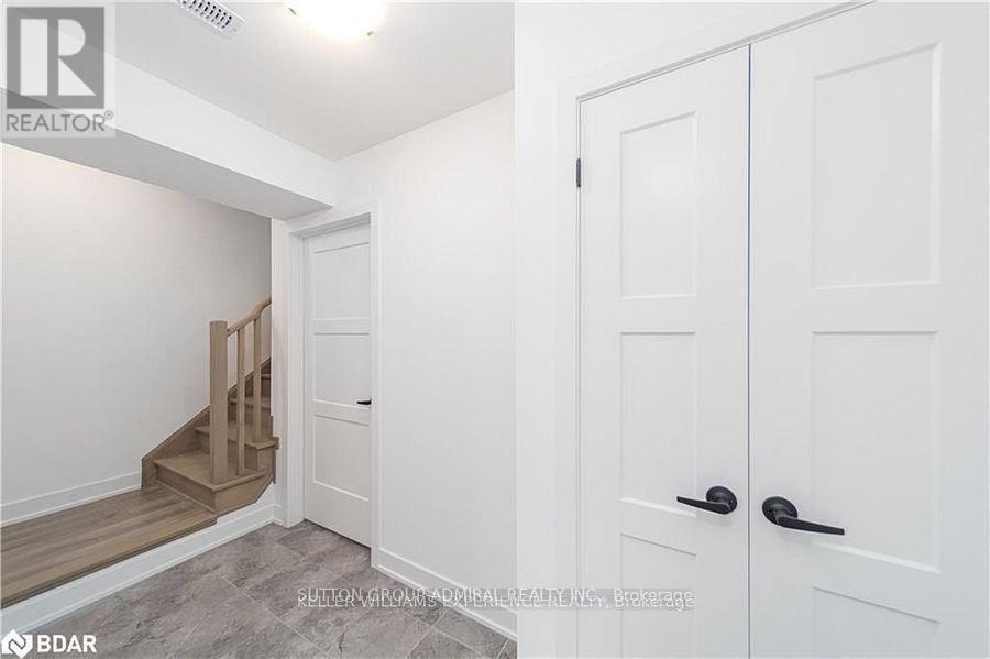 45 Hay Lane Property Photo 8