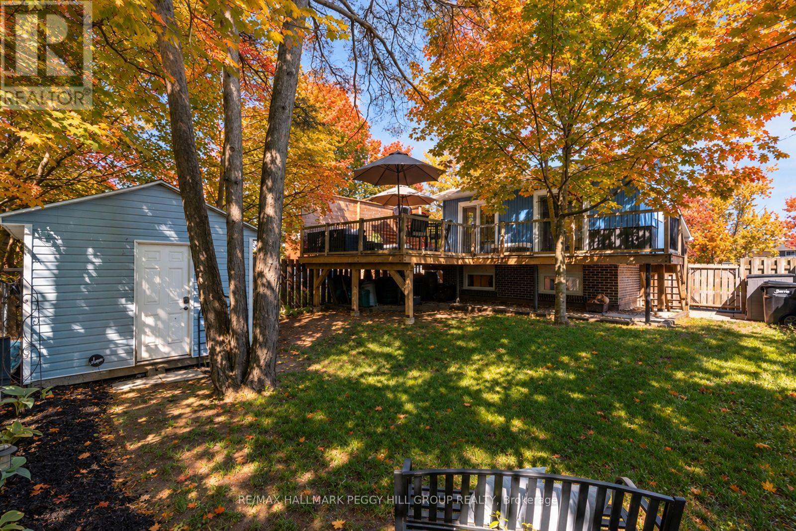 19 Austen Lane Property Photo 16