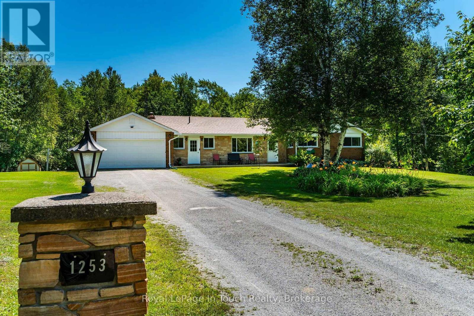 1253 Kitchen Side Road Property Photo 1