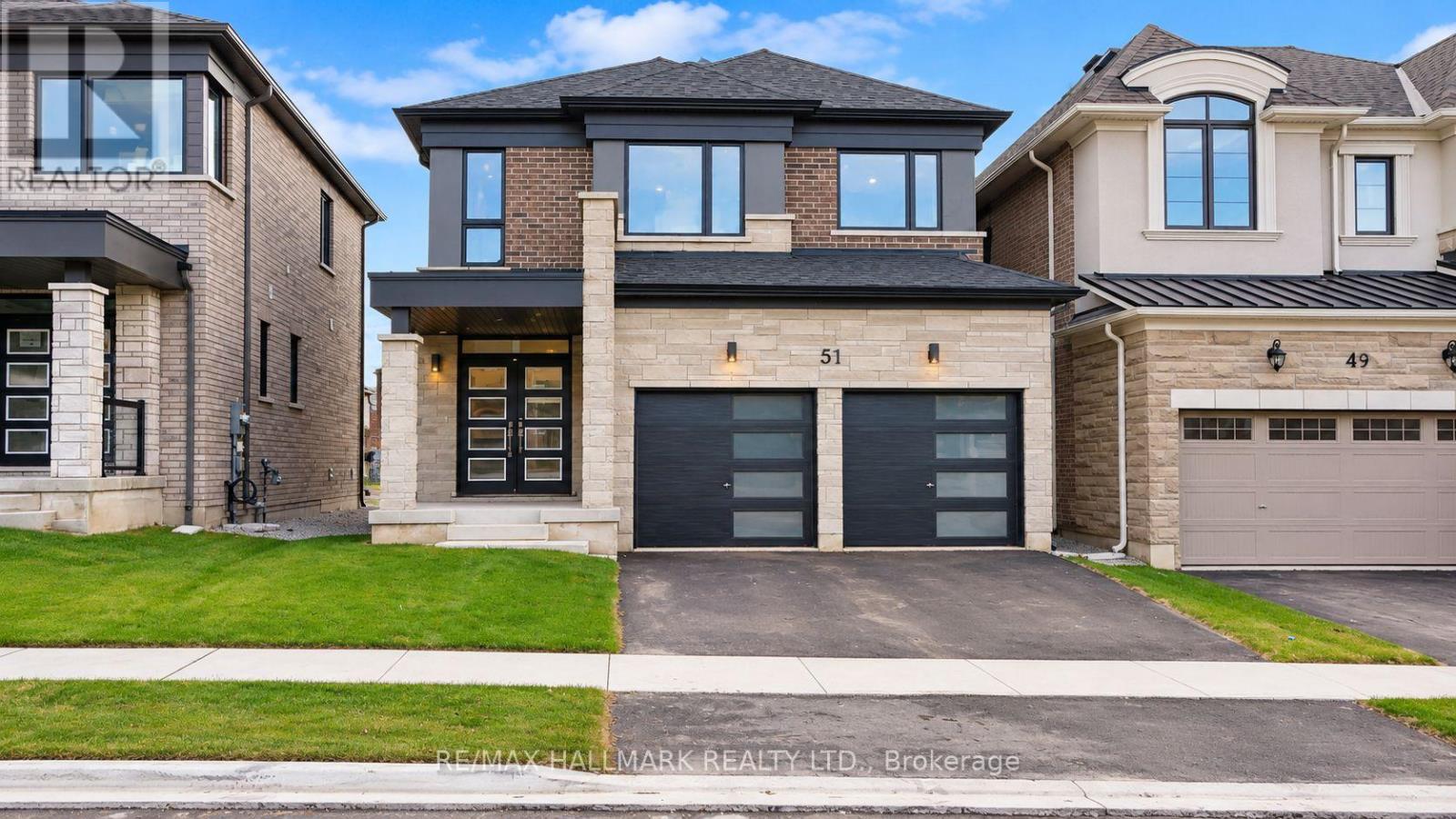 51 Gretzky Avenue Property Photo 5