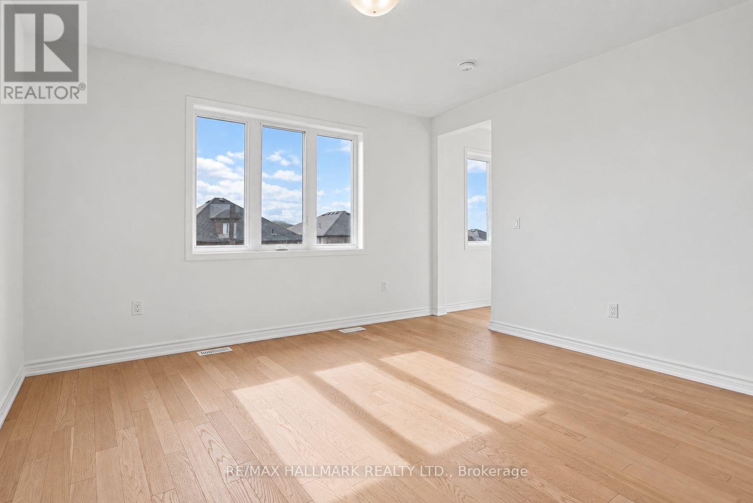 51 Gretzky Avenue Property Photo 21