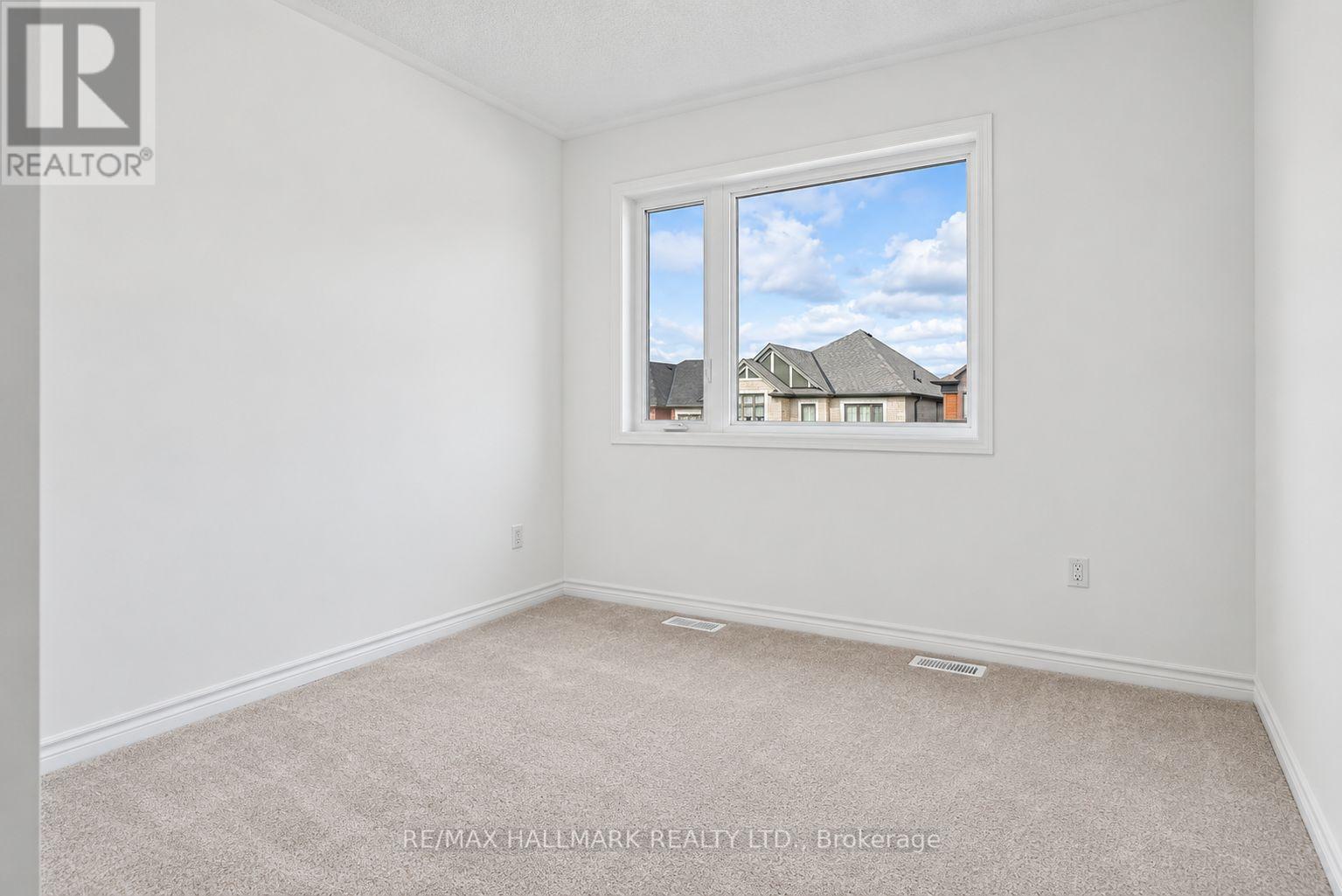 51 Gretzky Avenue Property Photo 29