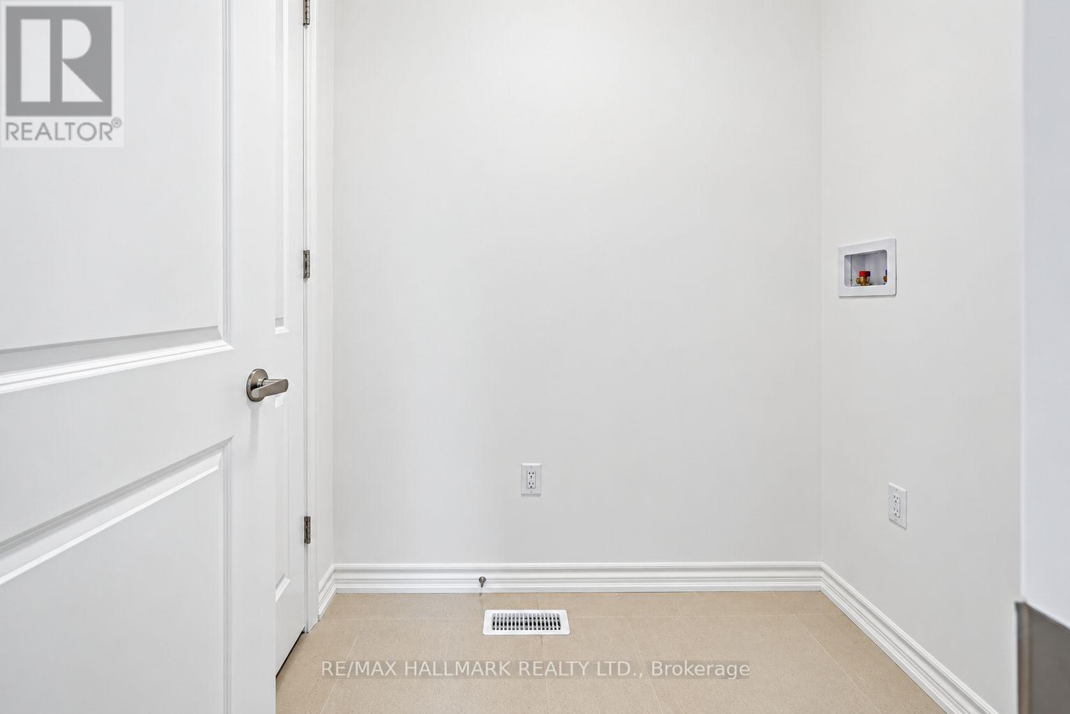 51 Gretzky Avenue Property Photo 33