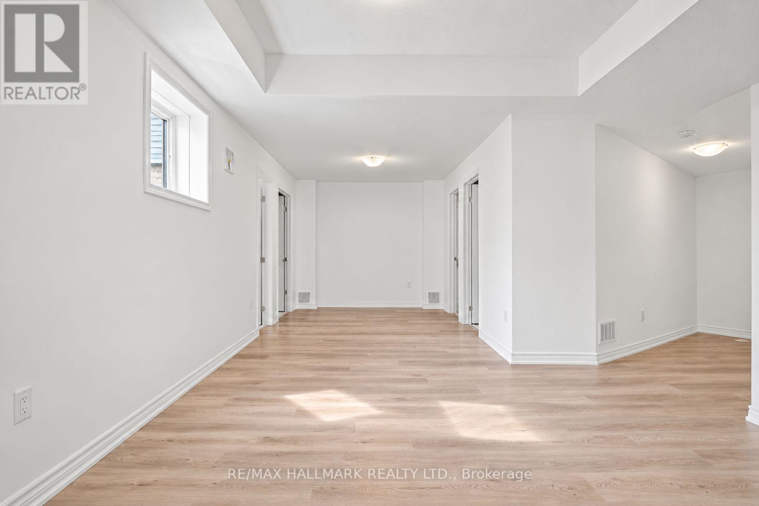 51 Gretzky Avenue Property Photo 35