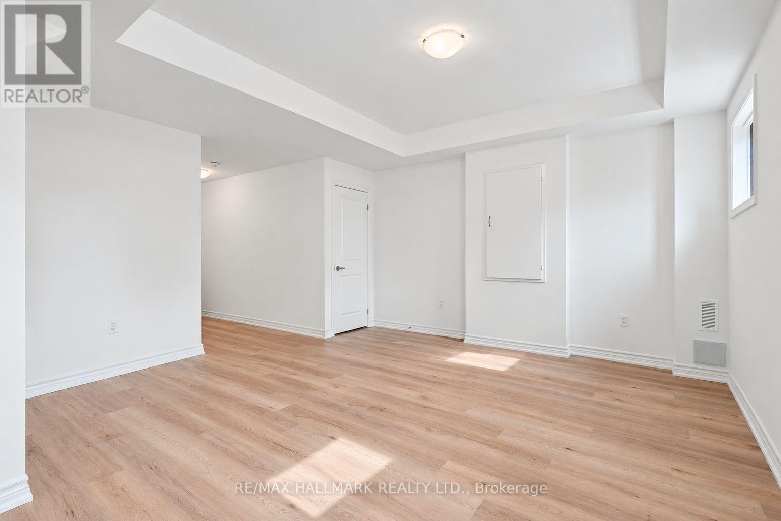 51 Gretzky Avenue Property Photo 36