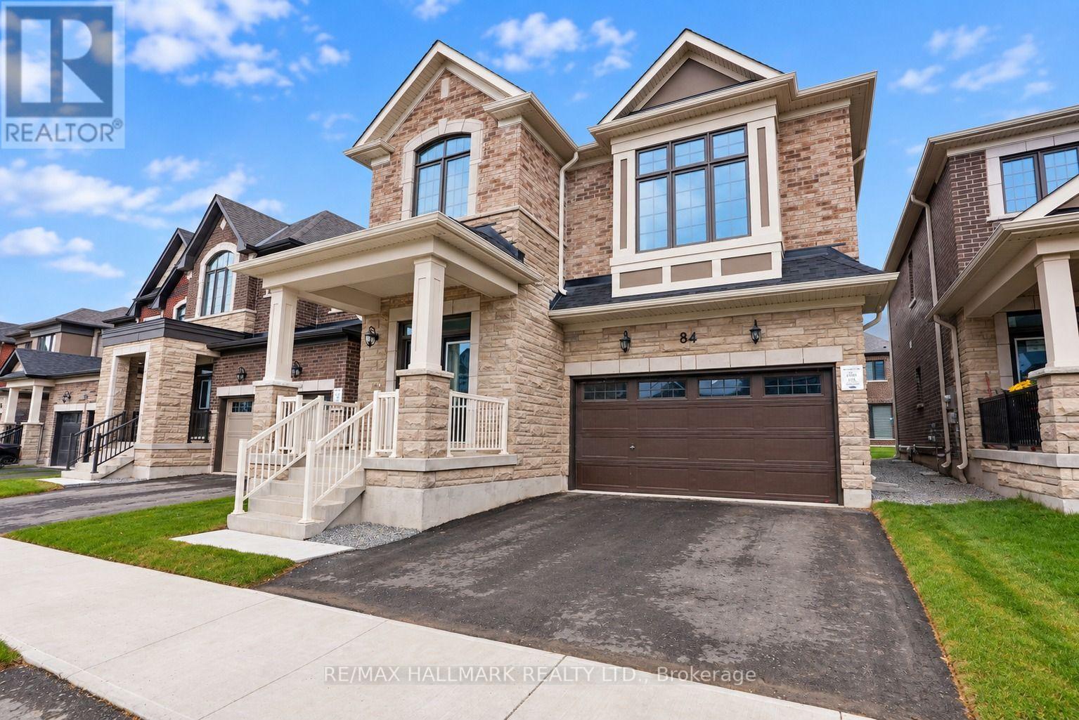 84 Gretzky Avenue Property Photo 2