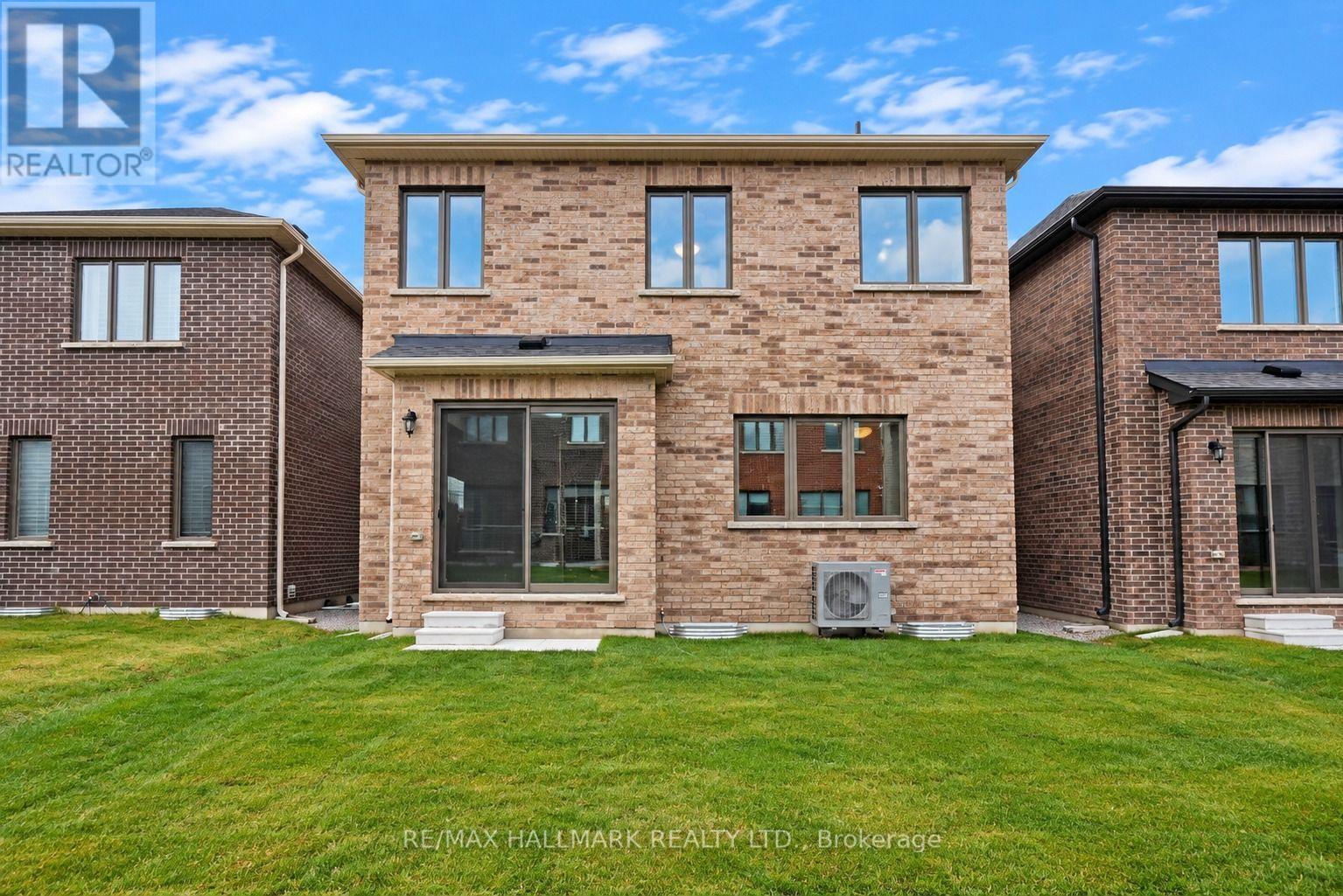 84 Gretzky Avenue Property Photo 38