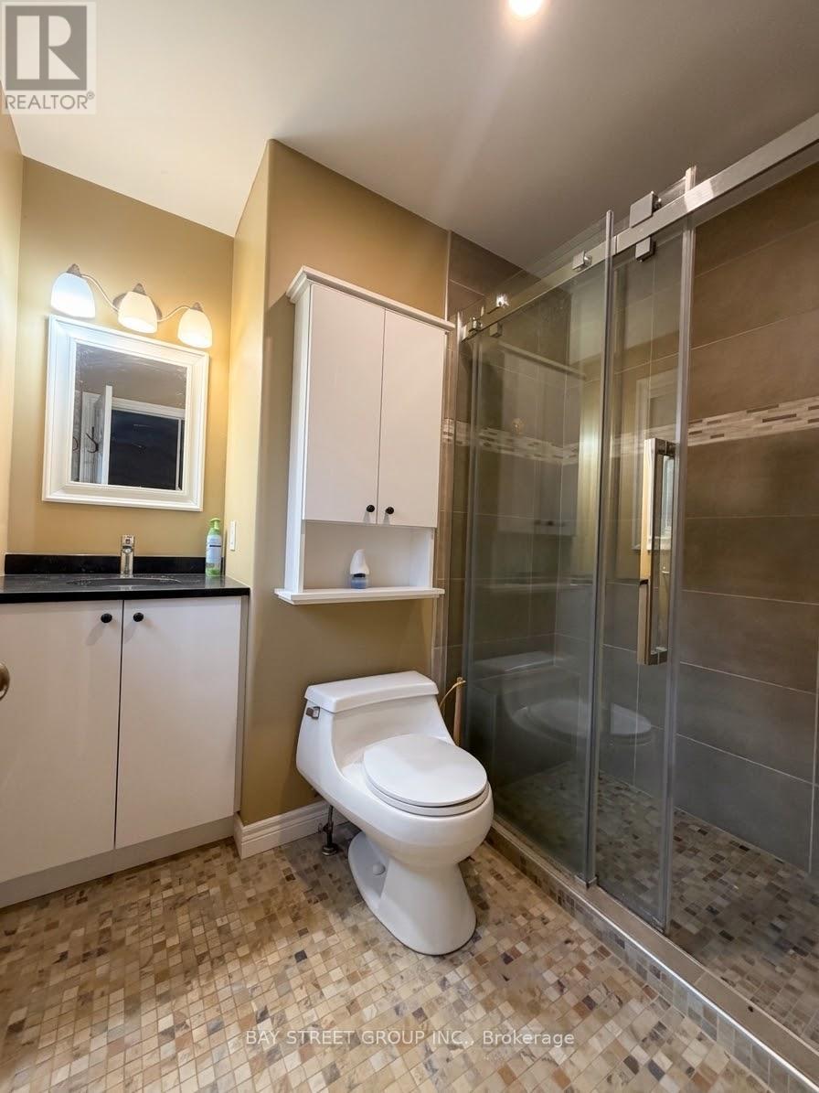 76 Mayfair Drive Property Photo 24