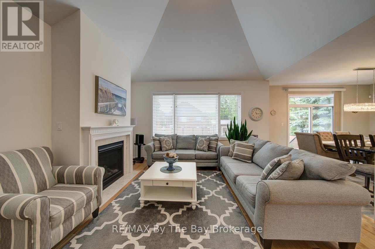 43 Fawndale Crescent Property Photo 6