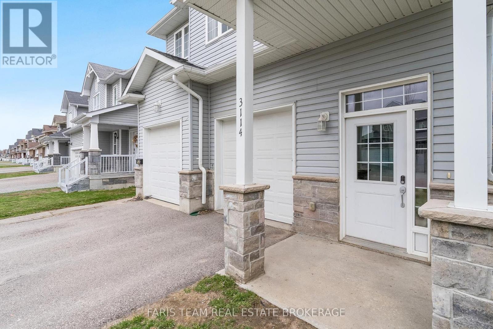 3114 Emperor Drive Property Photo 4