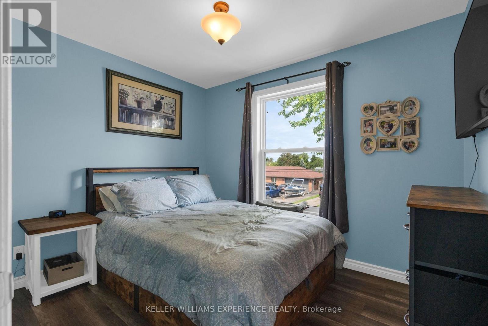 28 Park Street Property Photo 10