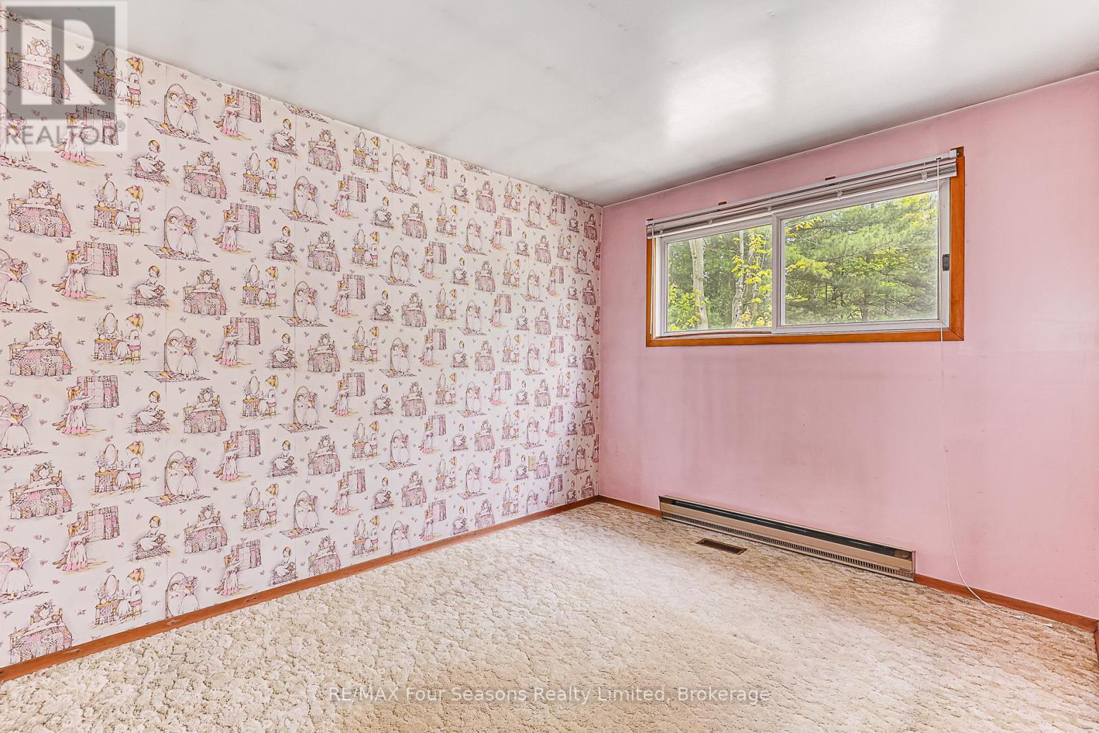 828 Oxbow Park Drive Property Photo 14