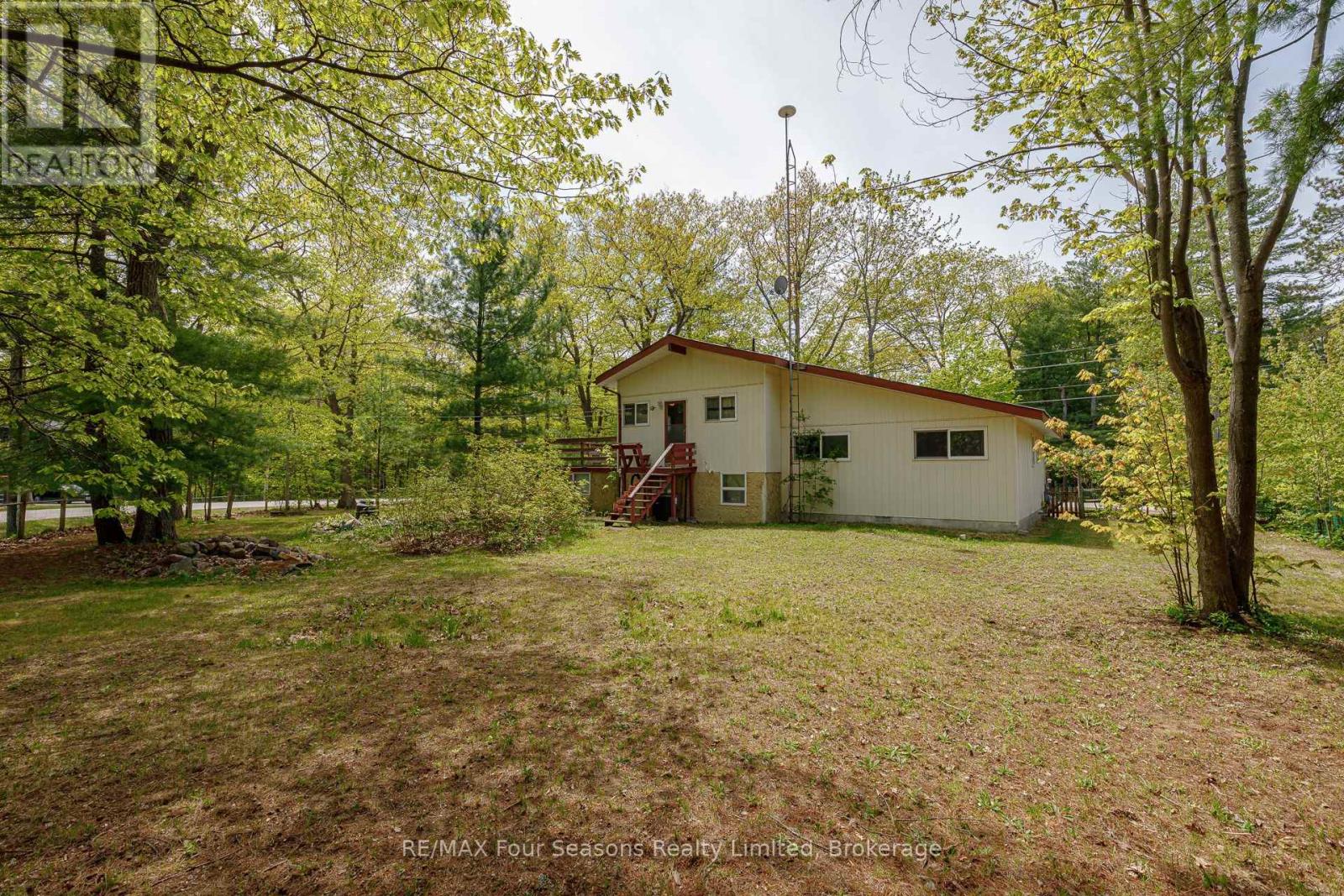 828 Oxbow Park Drive Property Photo 25