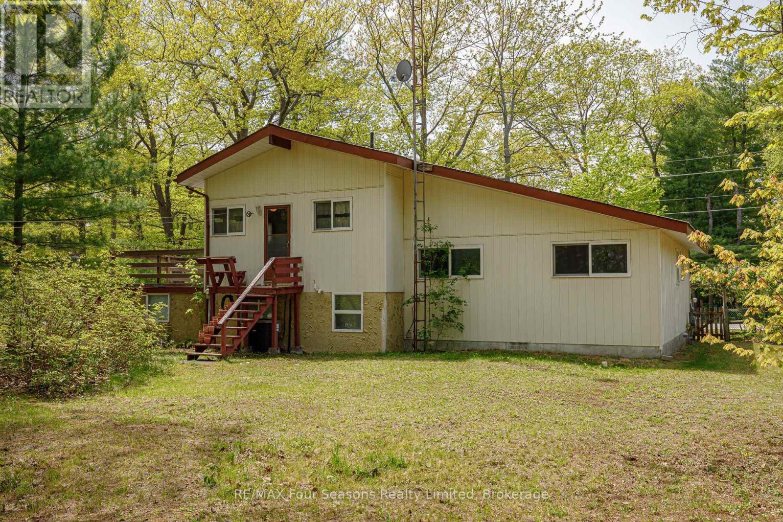 828 Oxbow Park Drive Property Photo 26