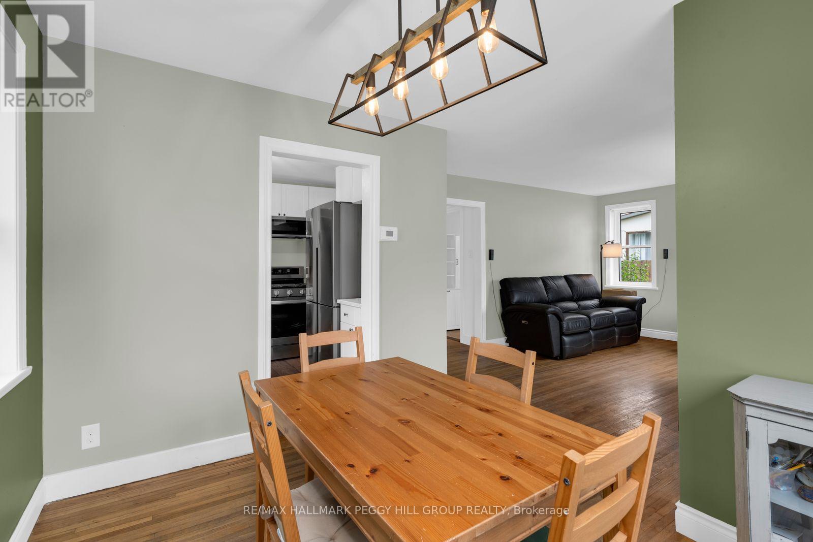 1556 Flos Rd 4 W Property Photo 6