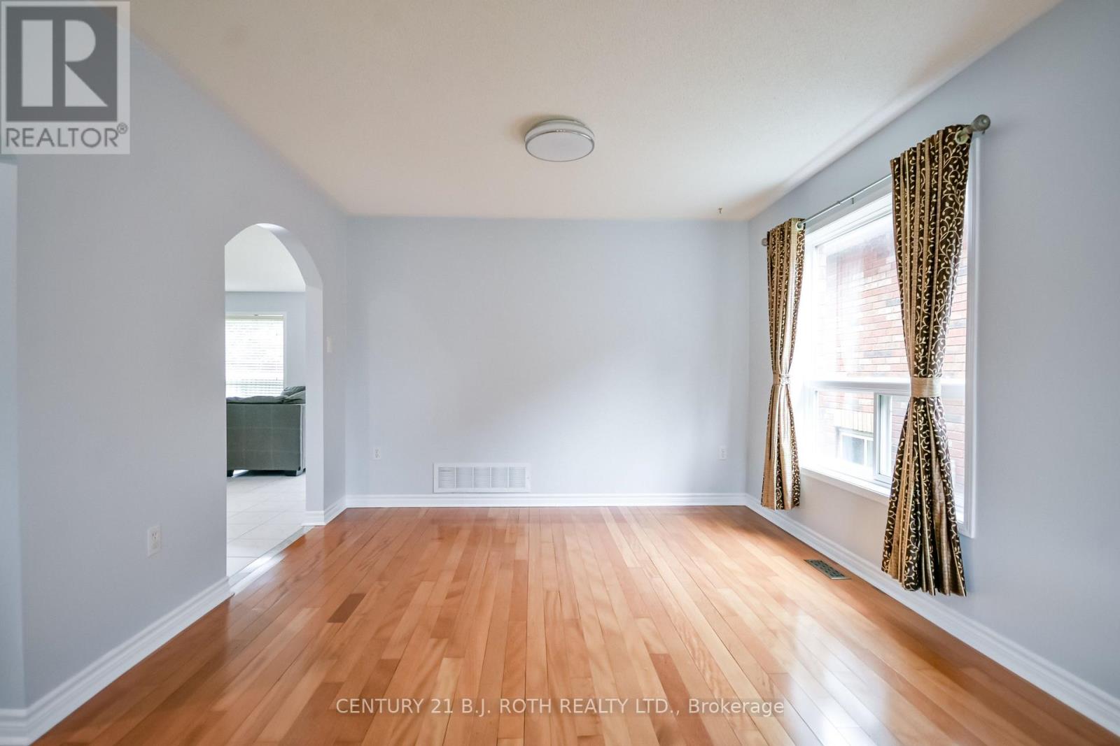 17 Crompton Drive Property Photo 11