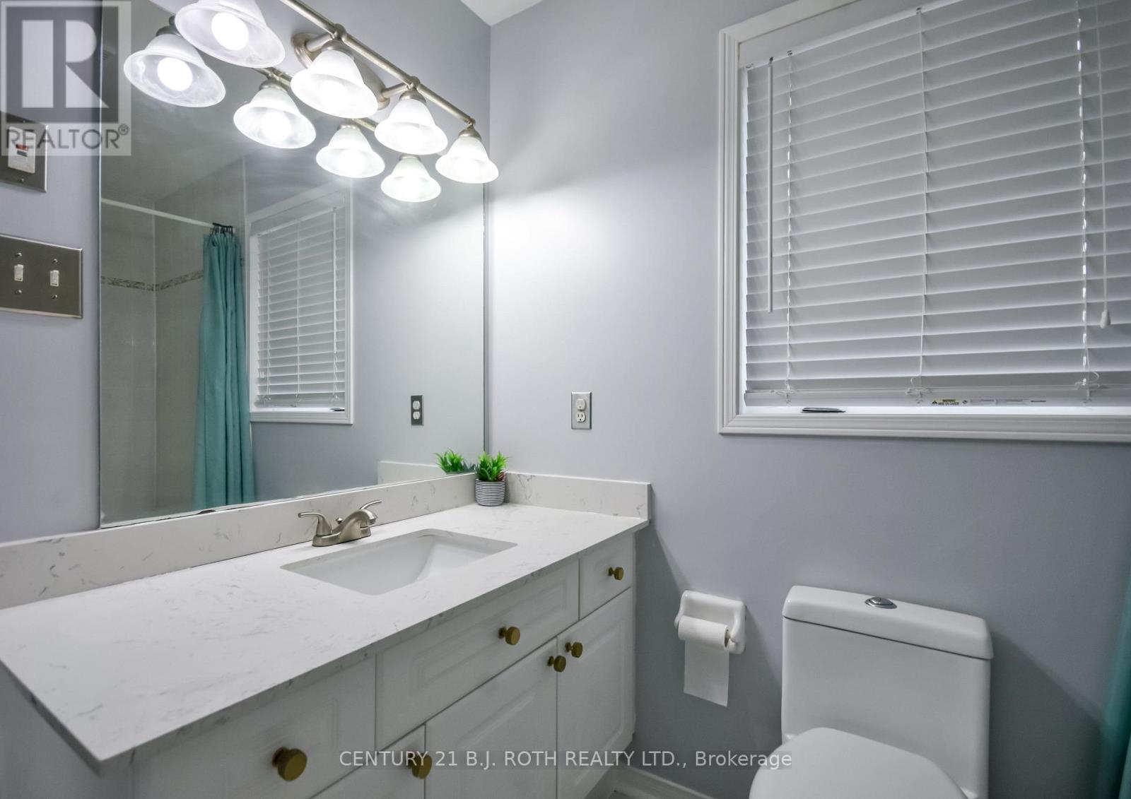 17 Crompton Drive Property Photo 26