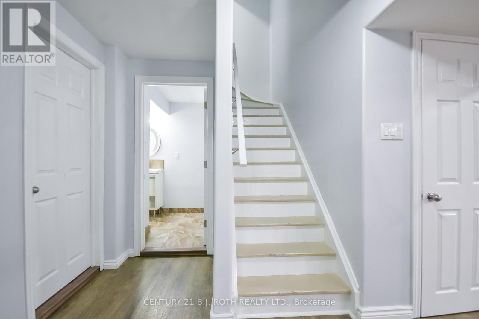 17 Crompton Drive Property Photo 27