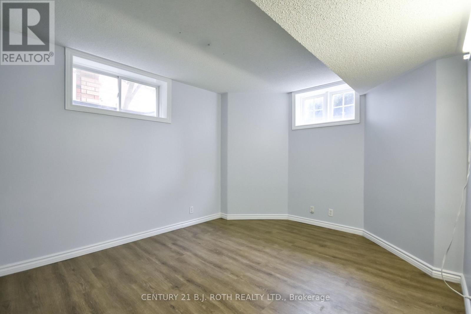 17 Crompton Drive Property Photo 34