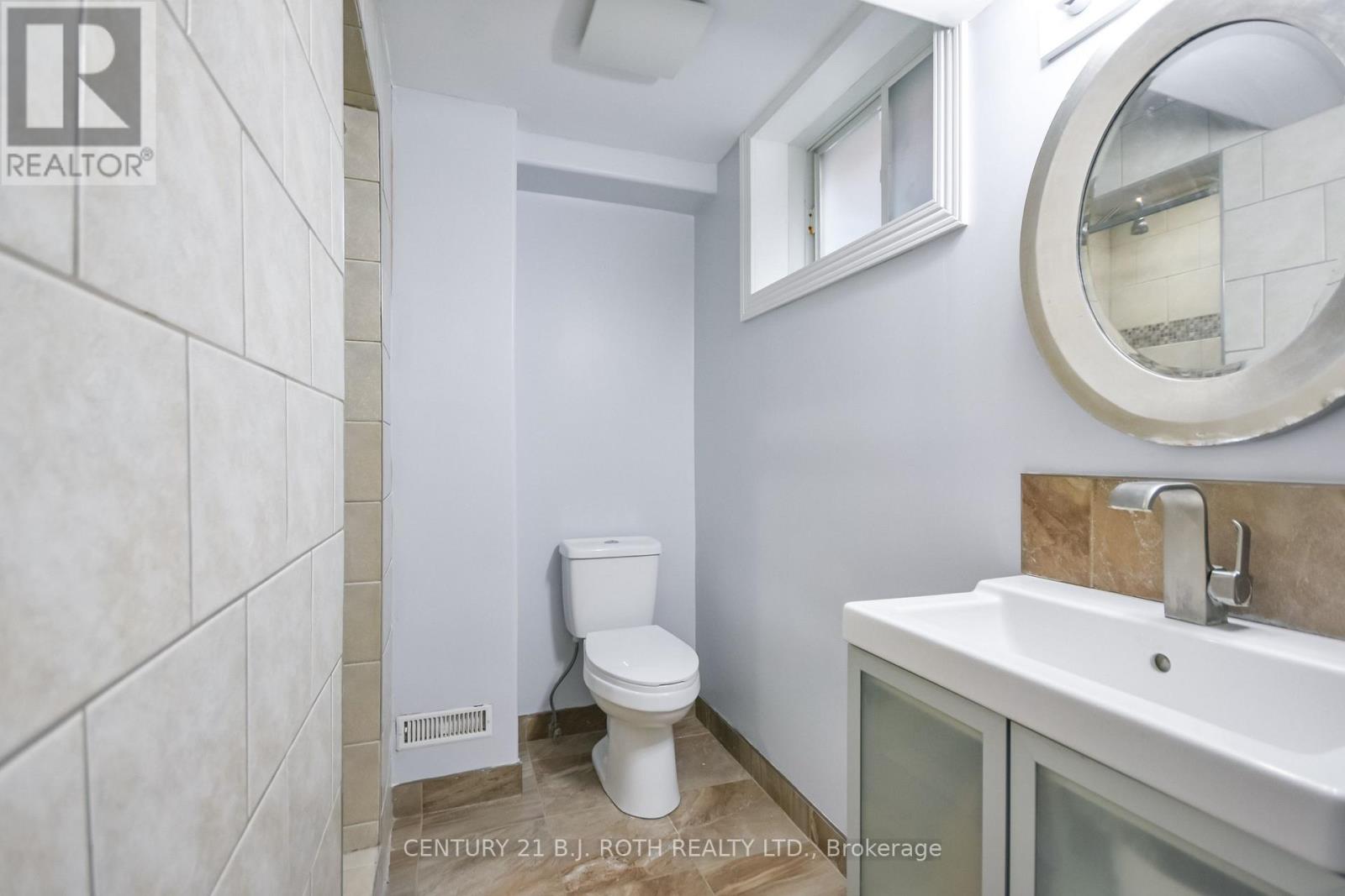 17 Crompton Drive Property Photo 35