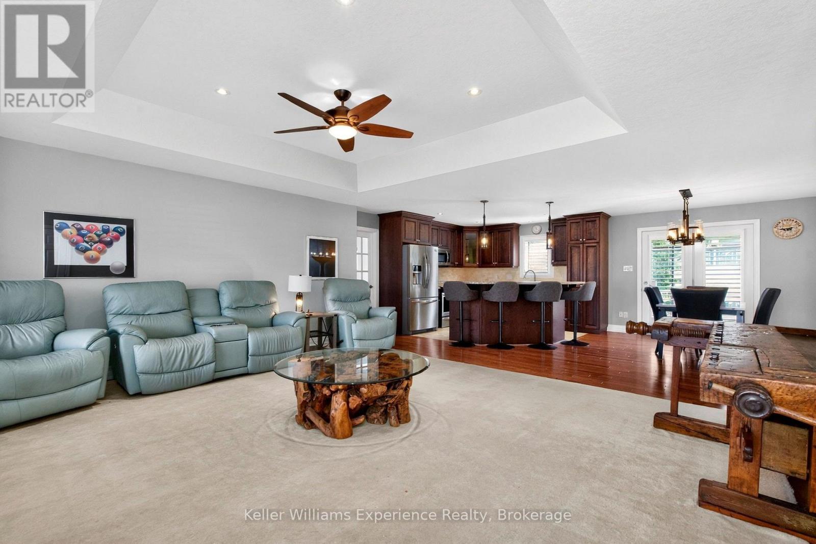 22 Grew Crescent Property Photo 6